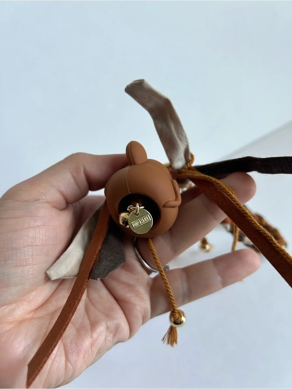 PUCKY tap tap babies pendant